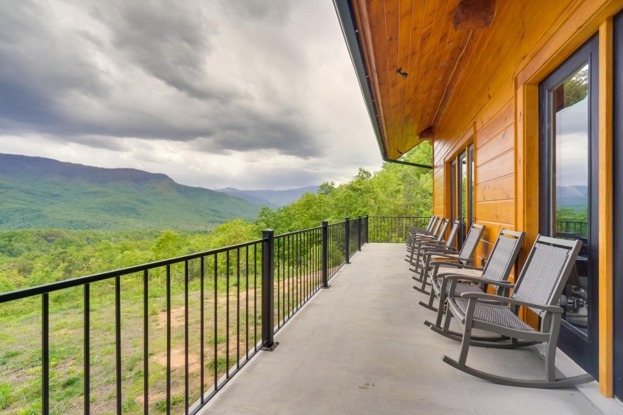 Gatlinburg Vacation Rental With Private Hot Tub! Exterior photo
