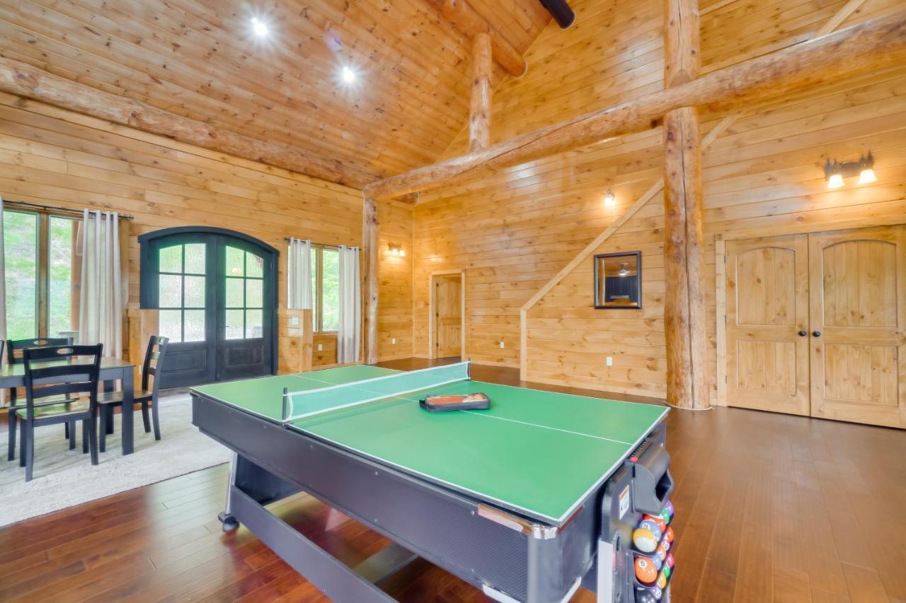 Gatlinburg Vacation Rental With Private Hot Tub! Exterior photo