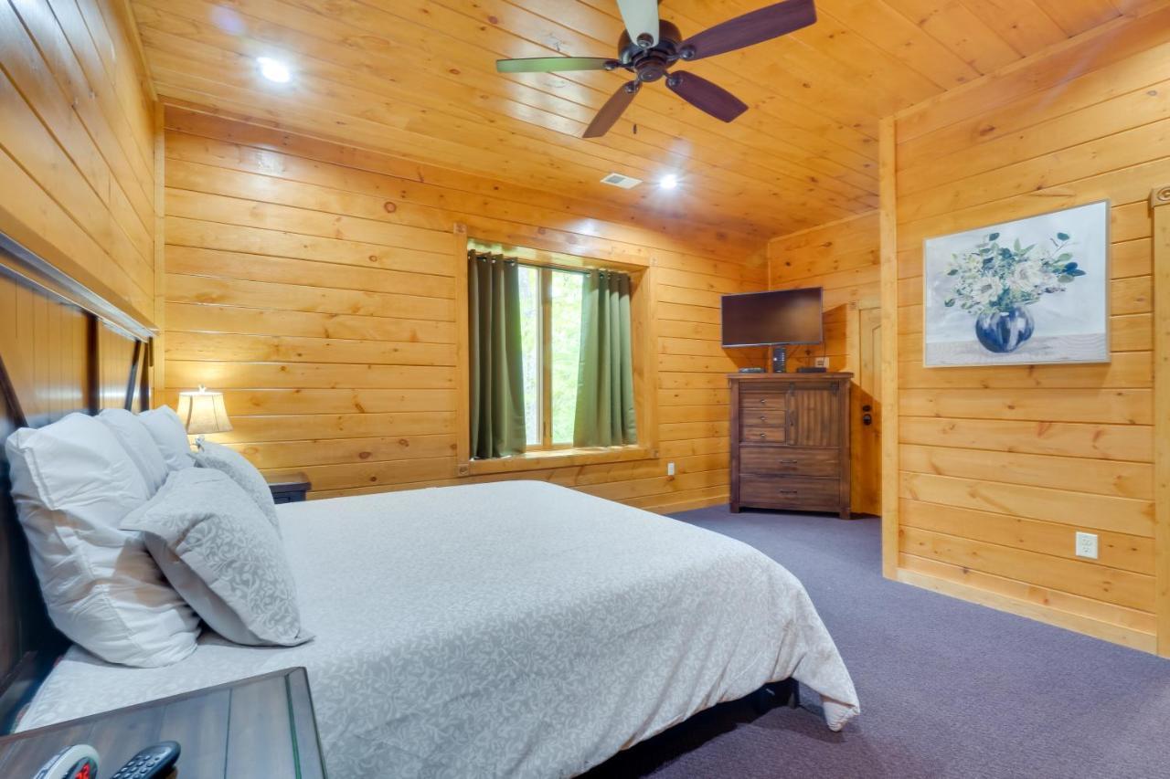 Gatlinburg Vacation Rental With Private Hot Tub! Exterior photo