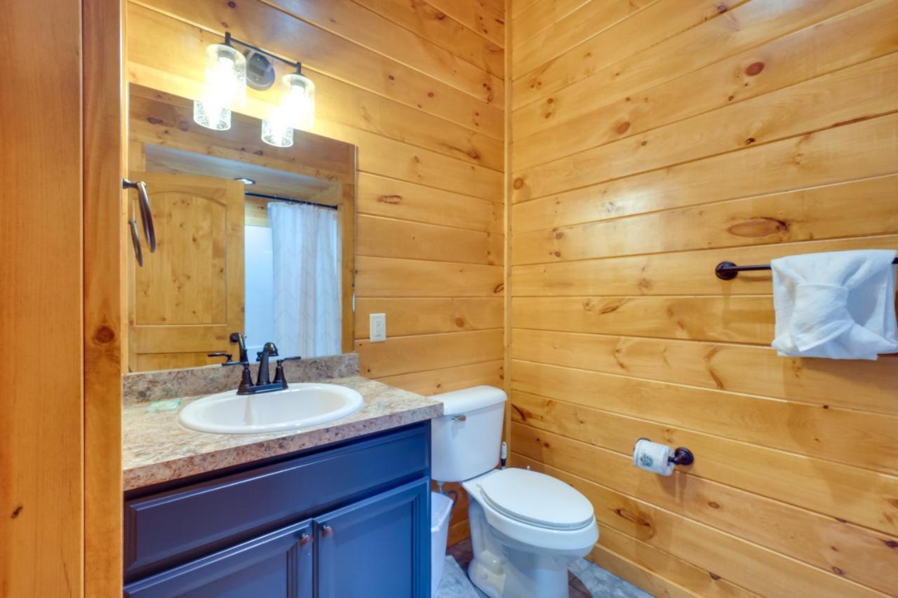 Gatlinburg Vacation Rental With Private Hot Tub! Exterior photo